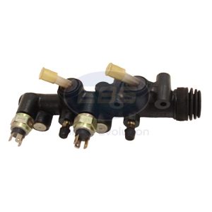 MASTER CYLINDER